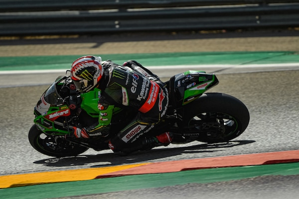 SBK Aragon, Rea leader nelle FP2, ma Davies è il re del venerdì