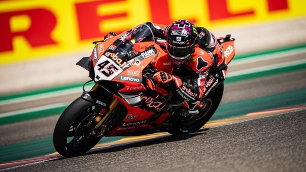 SBK Aragon: doppietta Ducati in Gara 1, con Redding vincitore