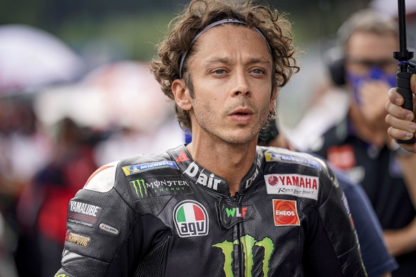 MotoGP, Zeelenberg: “Rossi grande pilota ma... non è il futuro”