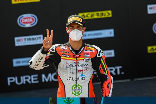 SBK Teruel, Rinaldi al settimo cielo: “Che bella battaglia con Rea”