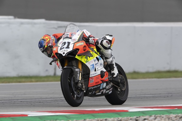 SBK Catalunya, Rinaldi: “Con gomma usata ho girato come Redding e Davies”