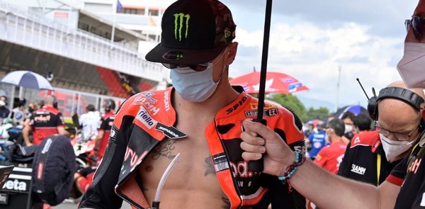 SBK Catalunya, Redding: “Ho sorriso quando Rinaldi mi ha fatto segno di seguirlo”