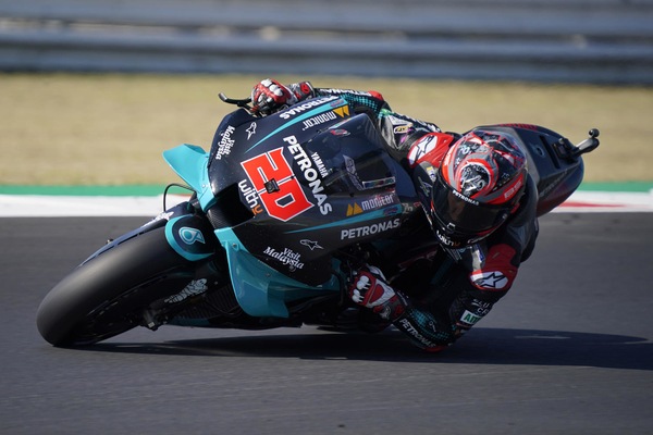 MotoGP Barcellona, FP1: Quartararo comanda ma Dovi è in gran forma