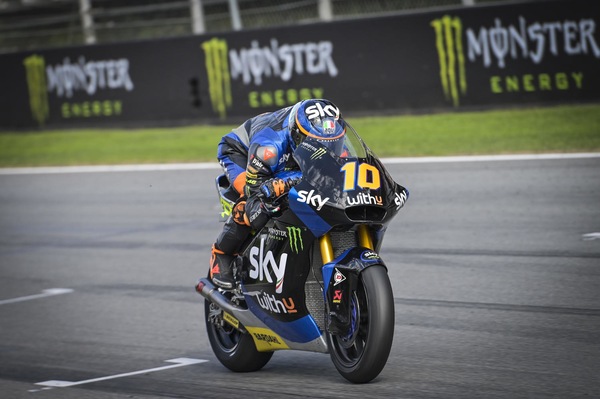 Moto2 Barcellona: Marini show, vittoria e allungo nel Mondiale