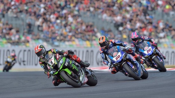 SBK, a Magny-Cours si frena per il 31% della gara