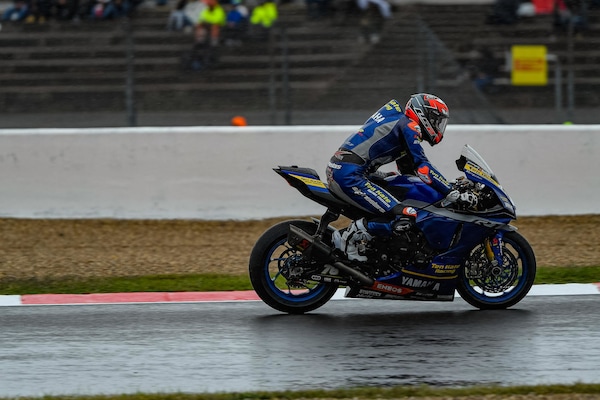 SBK Magny Cours, Baz: “Maggiore è la pioggia, più vado forte io”
