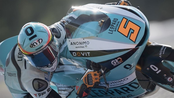 Moto3, GP Francia: pole position in volata per Jaume Masia