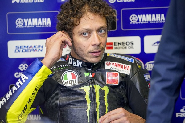 Luca Marini in MotoGP con Avintia, Rossi: “Purché non paghi io”