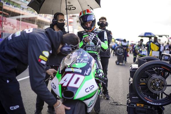 Moto3 GP Aragon, FP1: Binder leader seguito da Vietti