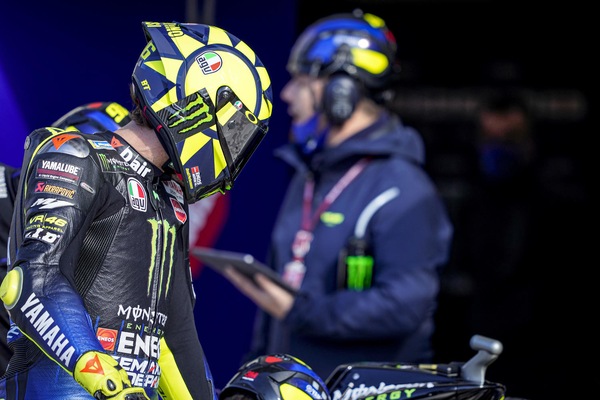 MotoGP, Meregalli su Rossi: “Non si è mai pronti a ricevere notizie simili”