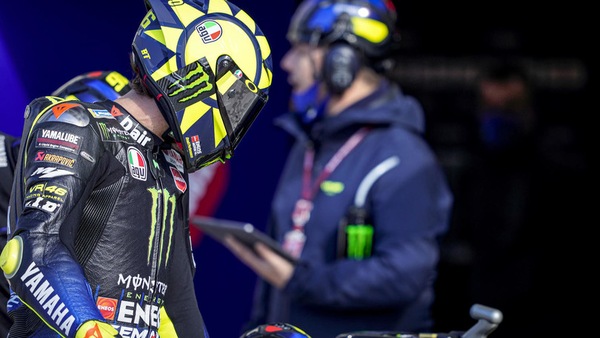MotoGP, Meregalli su Rossi: “Non si è mai pronti a ricevere notizie simili”