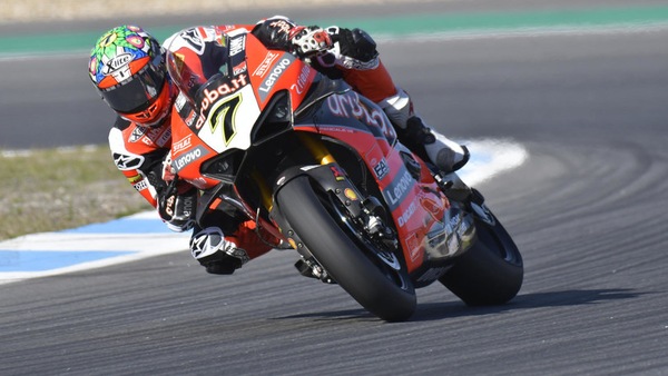 SBK Estoril, Davies: “La decisione Ducati? Impossibile non prenderla sul personale”