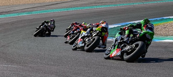 Estoril, la SBK "si adegua" al Motomondiale: Gara 2 posticipata