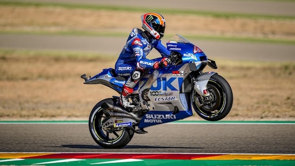 MotoGP, GP Aragon: Suzuki fa festa con Rins e Mir, Quartararo affonda