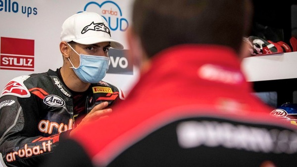 SBK, Rinaldi: “Con la Ducati ufficiale subito più veloce”