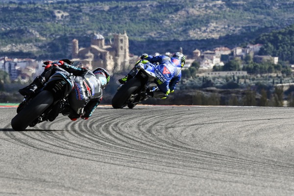 MotoGP, tra Valencia e Portimao per il titolo iridato