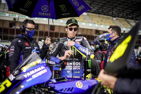 MotoGP GP Europa, tampone negativo per Rossi, può andare a Valencia