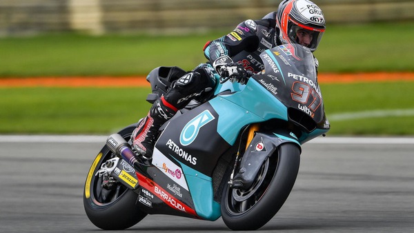 Moto2, GP Europa: pole position a sorpresa di Xavi Vierge