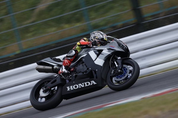 Test a Suzuka per la Honda CBR600RR 2021