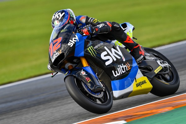 Moto2 GP Europa: Capolavoro di Bezzecchi. Lowes a terra, Bastianini torna leader