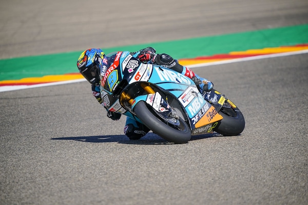 Moto2 GP Valencia, FP1: Navarro al comando, seguono Marini e Diggia