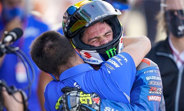 MotoGP Valencia, Mir: “Tagliato il traguardo ho pianto, non ci credevo”