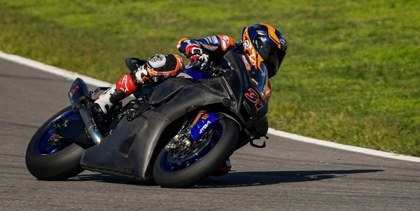 SBK, Test Jerez: Rea e una scivolata non fermano la furia Gerloff