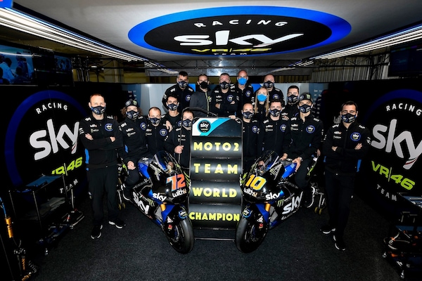 Moto2 Portogallo: lo Sky Racing Team VR46 è campione a squadre