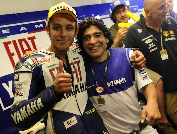 Diego Armando Maradona e quell'incontro con Rossi: “Tu sei la storia” - FOTO