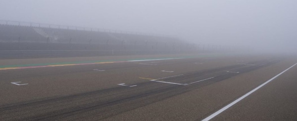 SBK, la nebbia ferma i test di Rea e Lowes: “Ricaricheremo le batterie per il 2021”