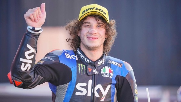 Moto2, Bezzecchi dalle 2 alle... 3 ruote!
