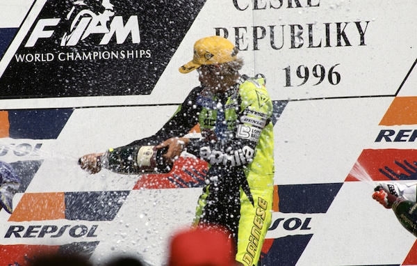 Dalla super impennata di Biaggi, al dominio Rossi: Brno ci mancherai