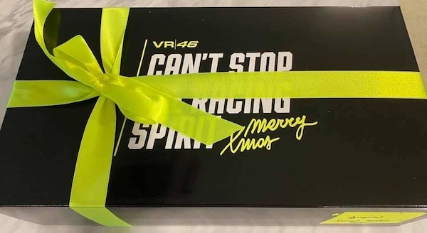 MotoGP: il regalo di Valentino Rossi a Razlan Razali