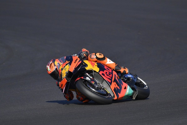 MotoGP: Pol Espargarò con HJC dal 2021