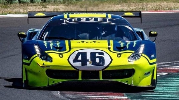 Valentino Rossi pronto per disputare la 12 Ore del Golfo