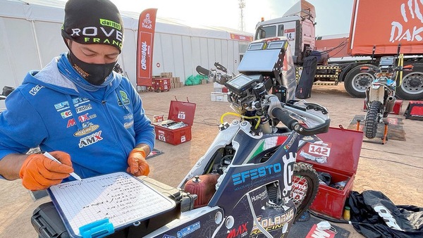 Dakar: brutta caduta per Gerini, che potrebbe essere costretto al ritiro