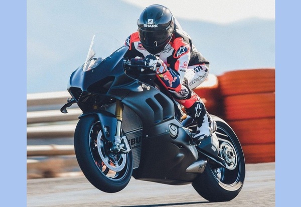 MotoGP, Jorge Martin scalda i muscoli a Cartagena