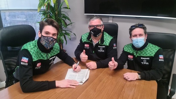 SBK, Italia forza quattro: Cavalieri approda nel team Pedercini