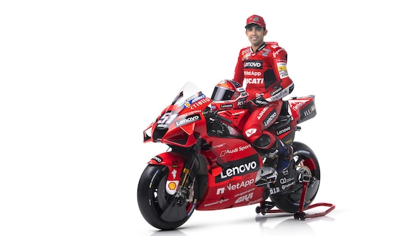MotoGP, Pirro: “Con la Desmosedici GP21 Ducati andrà a caccia del titolo”