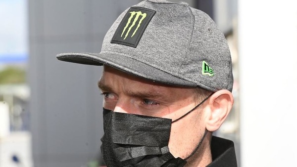 SBK: Alex Lowes a riposo per due o tre settimane, dopo l'infortunio