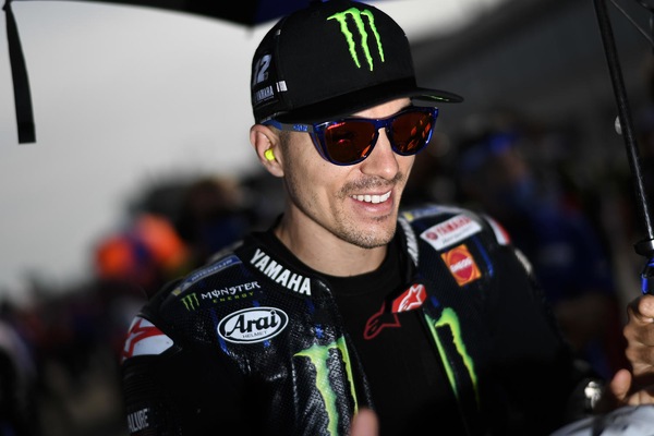 MotoGP: primo scatto social per Maverick Vinales e la moglie Raquel
