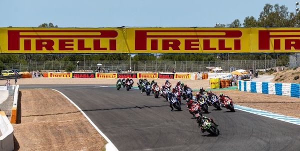 SBK, Pirelli e Dorna: partnership rafforzata sino al 2023