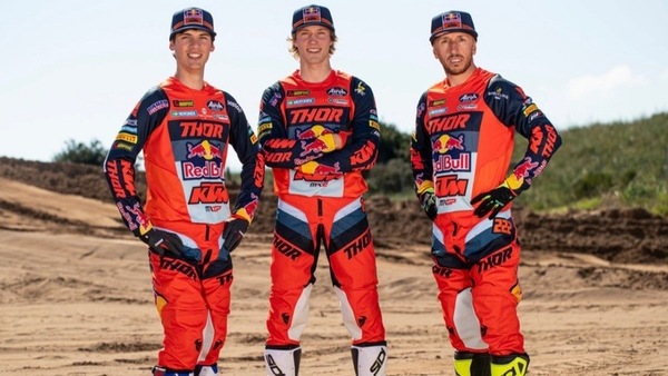 MXGP, look “scintillante” per Tony Cairoli e la Orange Squad