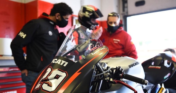 National Trophy, Spinelli: “La Ducati 955 è una bestia sovrumana”