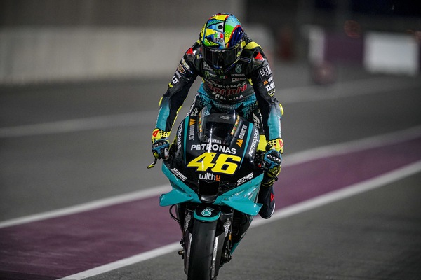 MotoGP, Rossi sorride: “Mai stato così veloce in Qatar”