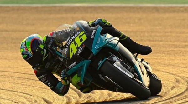 Test MotoGP, alla Yamaha serve velocità: frontale che cambia sulla M1 di Rossi