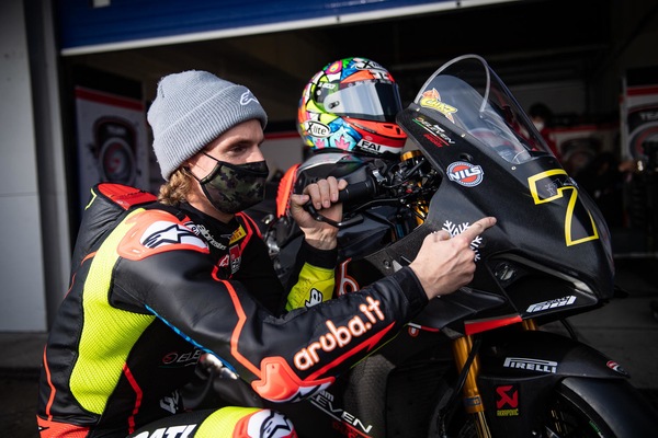 SBK, il Covid-19 ferma Davies: sarà assente ai test di Misano