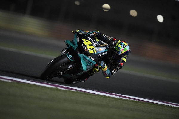 MotoGP 2021, Valentino Rossi in bilico tra il quinto ed il decimo posto