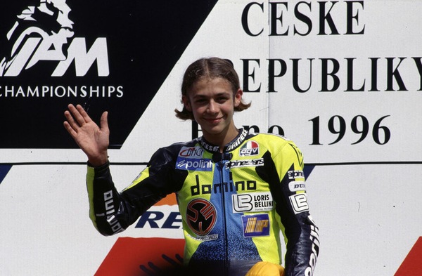 MotoGP, Rossi festeggia 25 anni dal debutto: “Un sogno divenuto realtà”