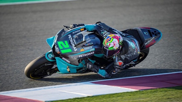 MotoGP, Qatar: Morbidelli al comando nelle prove libere 1, Rossi è nono